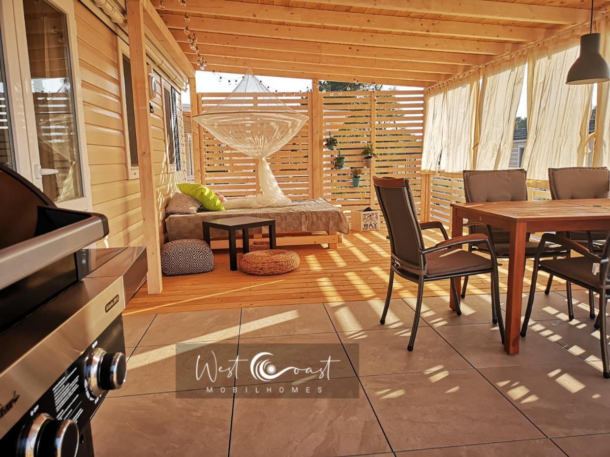 West Coast Mobilhome With Xxl Terrace Tar-Vabriga Exterior photo