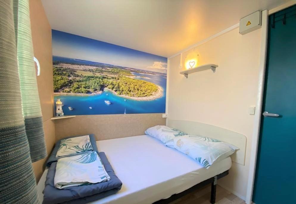 West Coast Mobilhome With Xxl Terrace Tar-Vabriga Exterior photo
